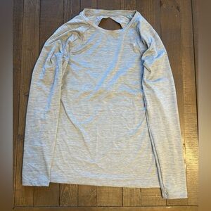 Under Armour Heather Gray Long Sleeve Shirt